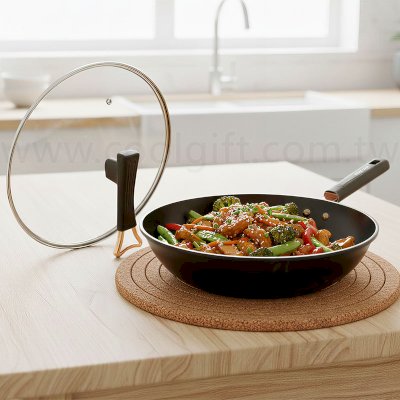 鍋霸碳鋼32CM鈦炒鍋附蓋