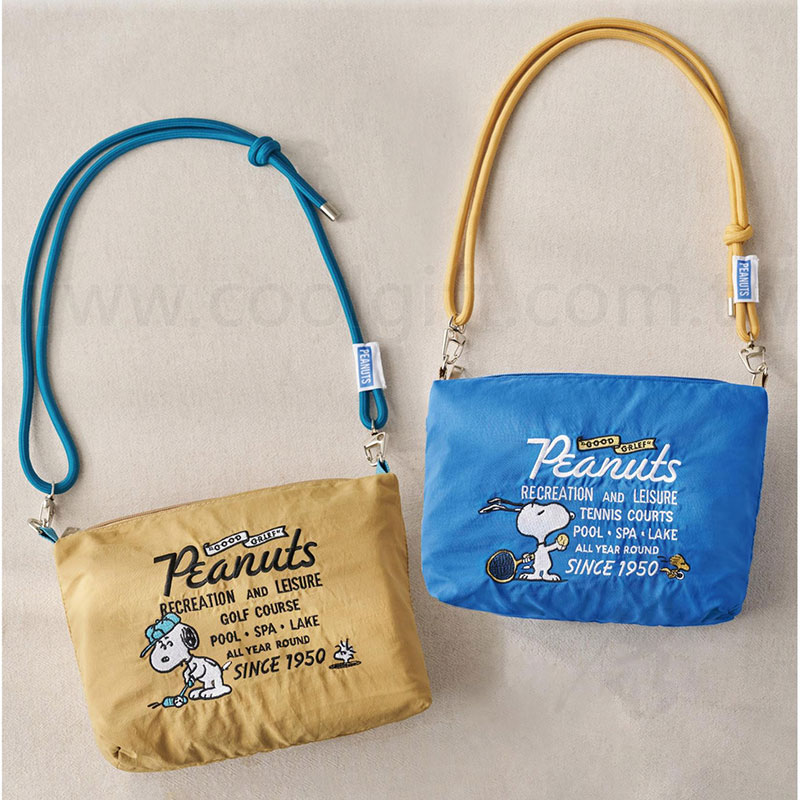 史努比悠遊隨行斜背袋